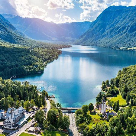 Hotel Jezero بوينج المظهر الخارجي الصورة